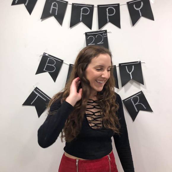 Meet your Posher, Kaitlyn - Picture 1 of 1